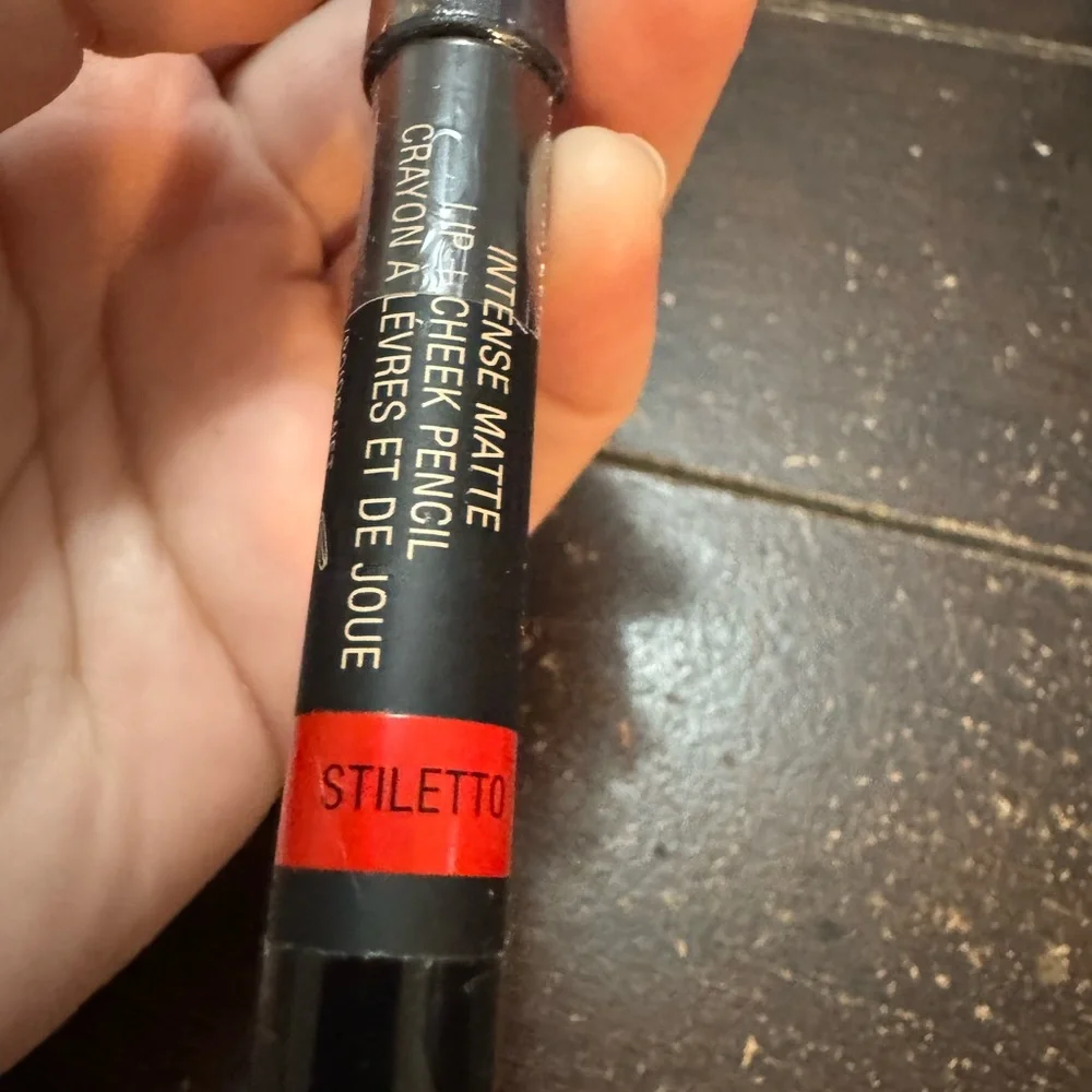 Makeup Bundle - Picture 8 of 14